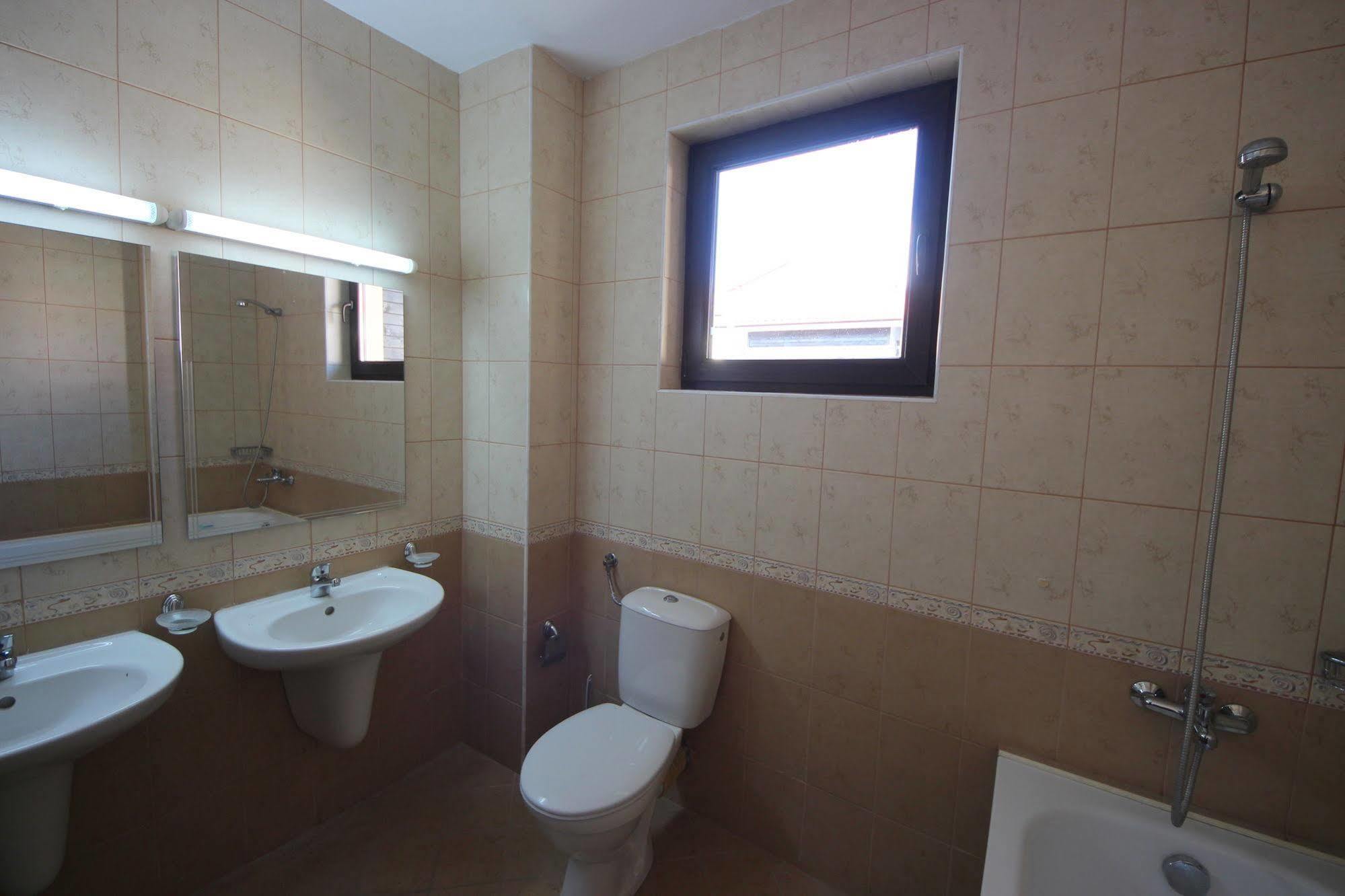 Menada Sunny Hill Villa Kosharitsa Exterior foto